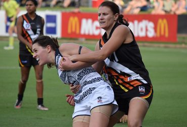 Lauren O'Shea in action against the Cats